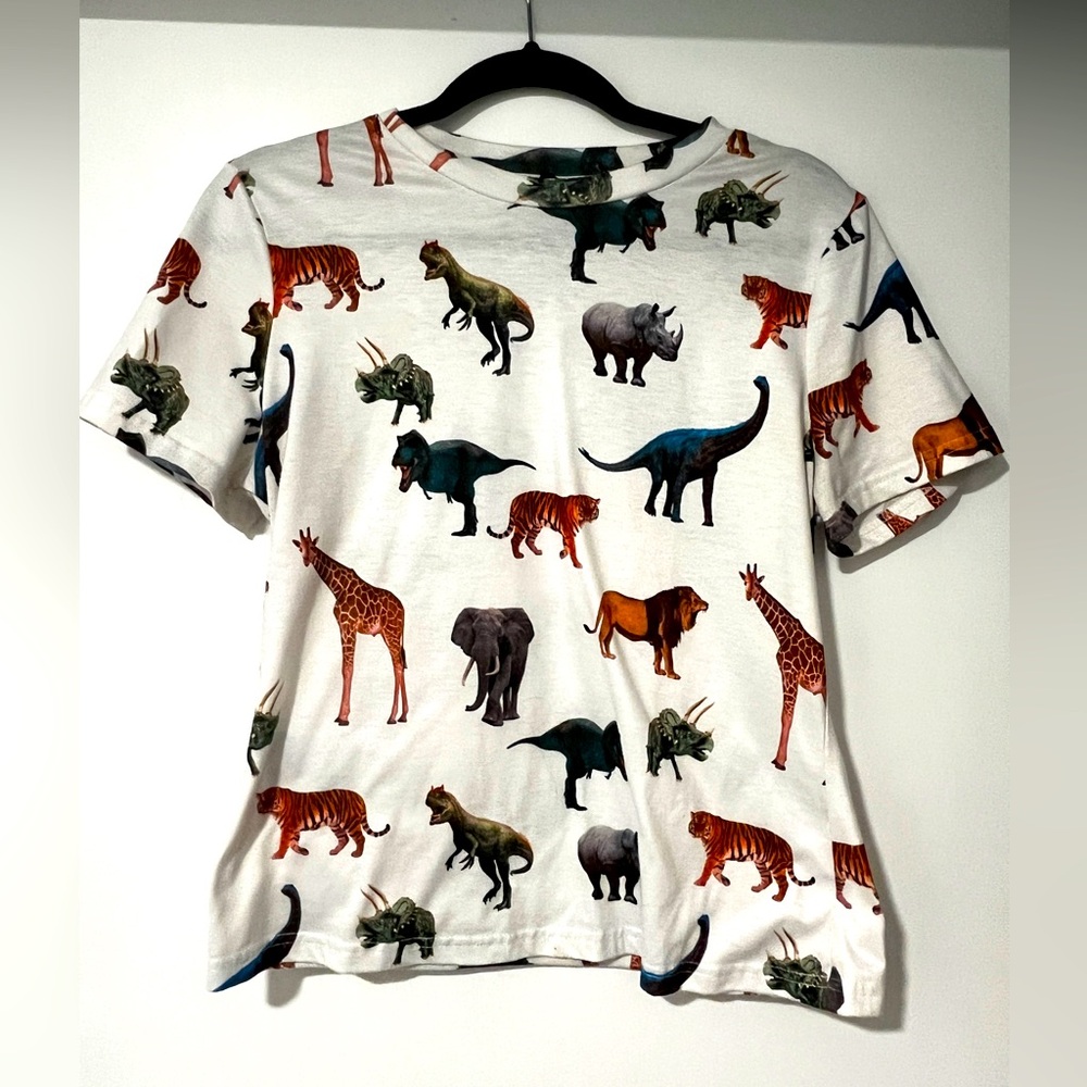 Fun animal tank, Women’s, fits like a Large, soft and comfortable